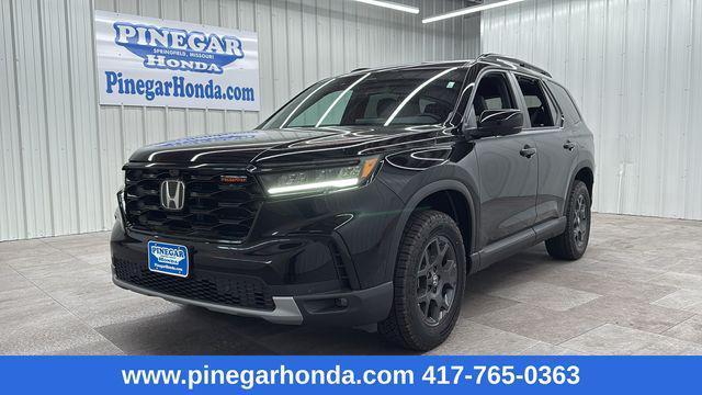 new 2025 Honda Pilot car, priced at $50,895
