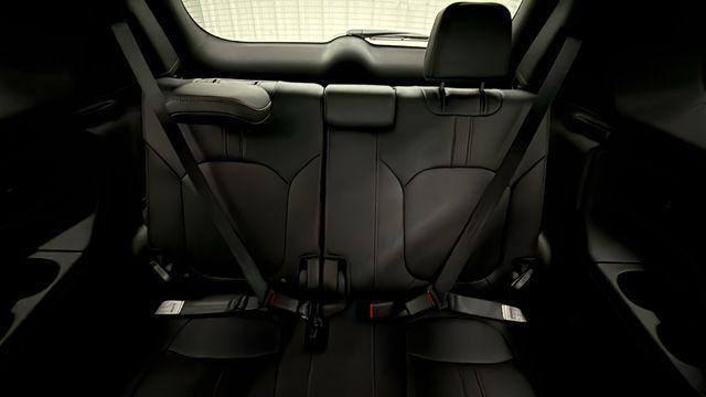 new 2025 Honda Pilot car, priced at $50,895