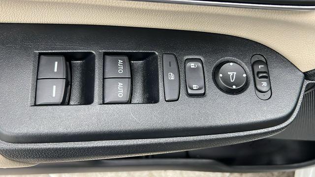used 2018 Honda CR-V car, priced at $23,950