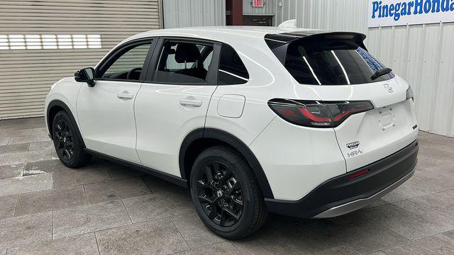 new 2025 Honda HR-V car, priced at $30,805