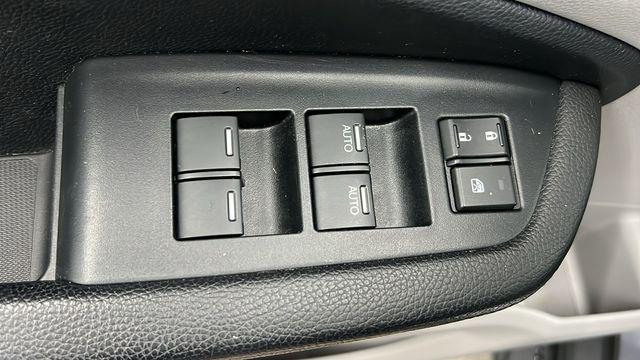 used 2022 Honda Pilot car, priced at $33,980