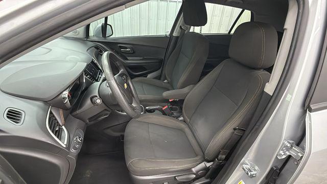 used 2022 Chevrolet Trax car, priced at $16,950