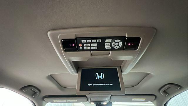 used 2018 Honda Pilot car, priced at $31,950