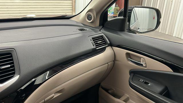 used 2018 Honda Pilot car, priced at $31,950