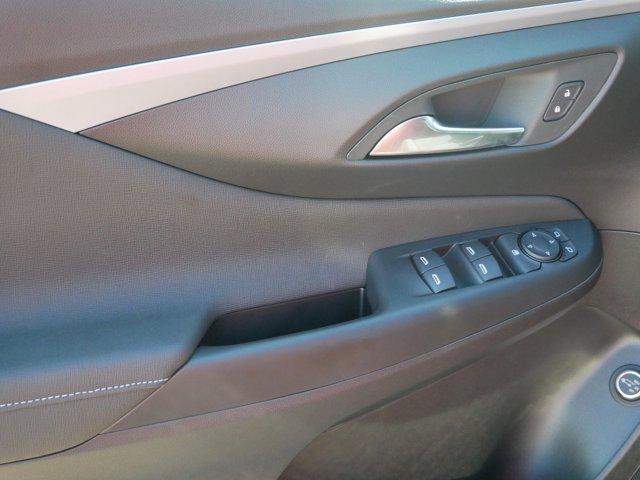 new 2024 Buick Envista car, priced at $25,120