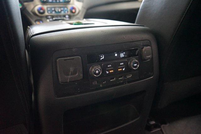 used 2020 GMC Yukon car, priced at $34,653