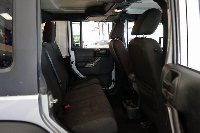 used 2015 Jeep Wrangler Unlimited car, priced at $12,998
