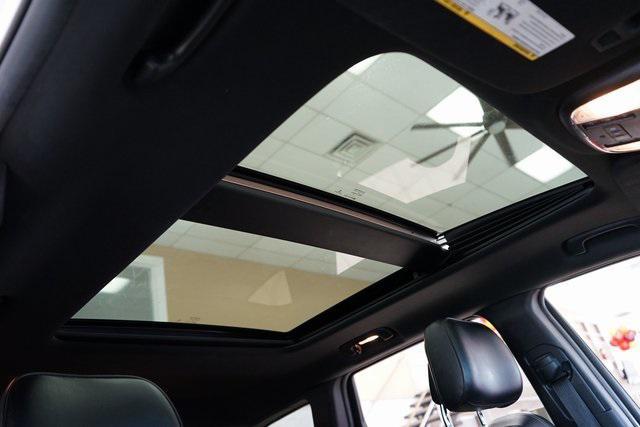 used 2015 Jeep Grand Cherokee car, priced at $11,832
