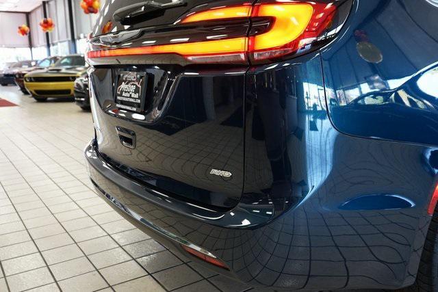 used 2022 Chrysler Pacifica car, priced at $22,155