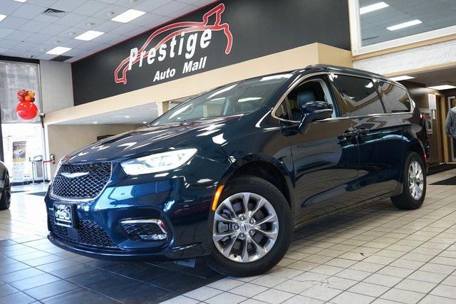 used 2022 Chrysler Pacifica car, priced at $22,155