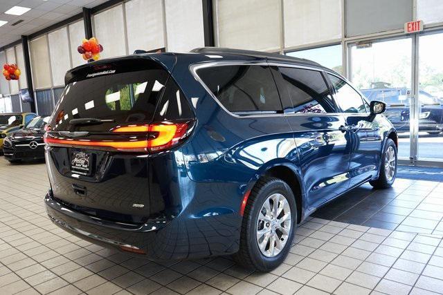 used 2022 Chrysler Pacifica car, priced at $22,155