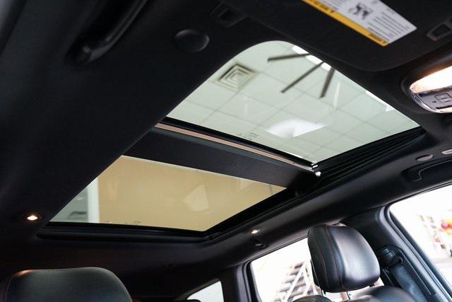 used 2020 Jeep Grand Cherokee car, priced at $19,796