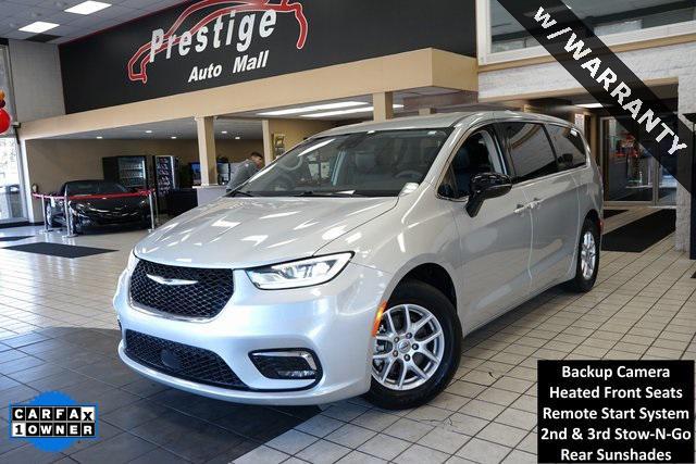 used 2024 Chrysler Pacifica car, priced at $30,033