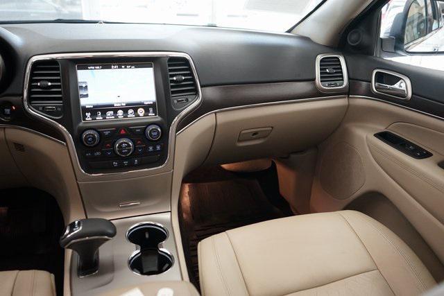 used 2015 Jeep Grand Cherokee car, priced at $11,629