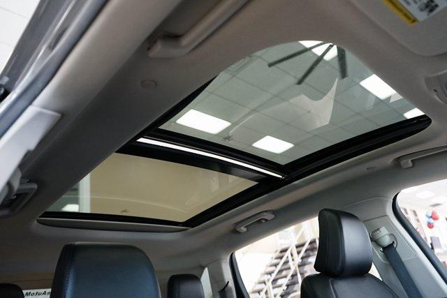 used 2022 Lincoln Nautilus car, priced at $31,377