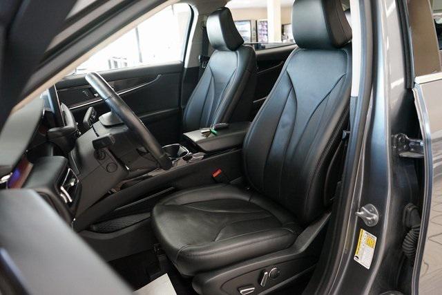 used 2022 Lincoln Nautilus car, priced at $31,377