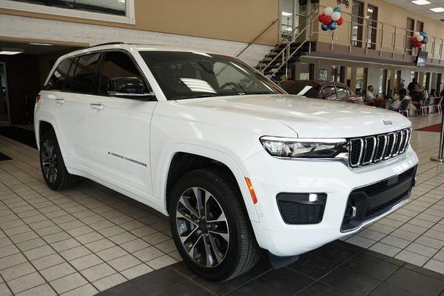 used 2023 Jeep Grand Cherokee car, priced at $39,999
