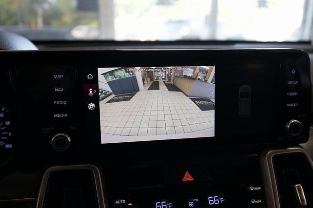 used 2022 Kia Sorento car, priced at $19,693