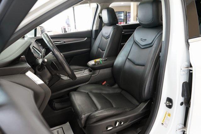 used 2017 Cadillac XT5 car, priced at $16,302