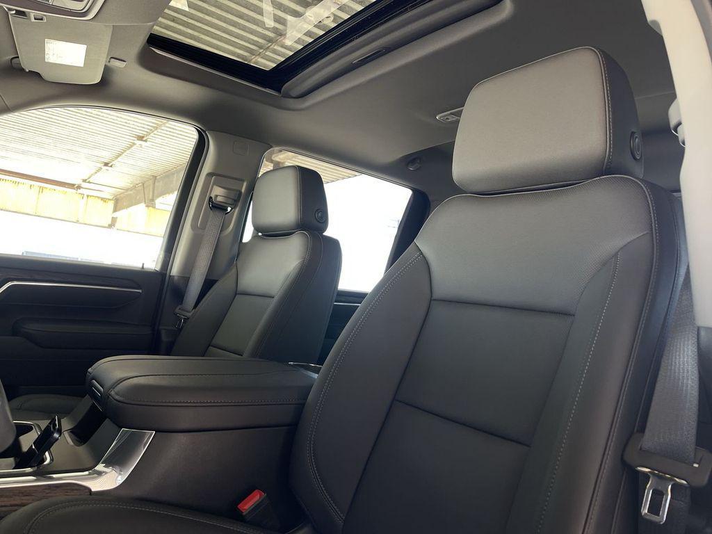 new 2025 GMC Sierra 2500 car, priced at $78,890