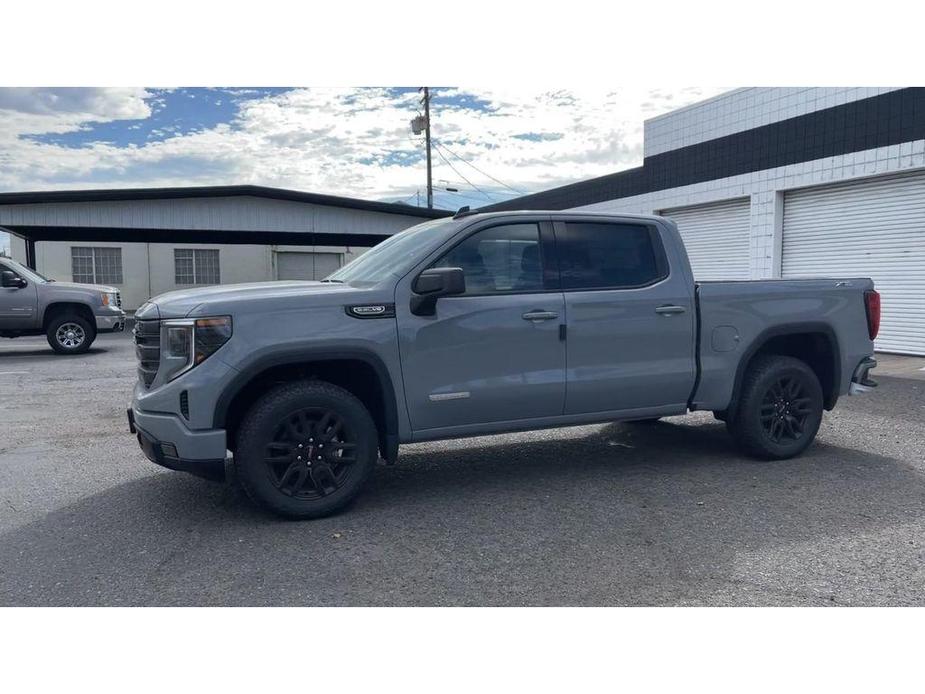 new 2024 GMC Sierra 1500 car, priced at $53,875