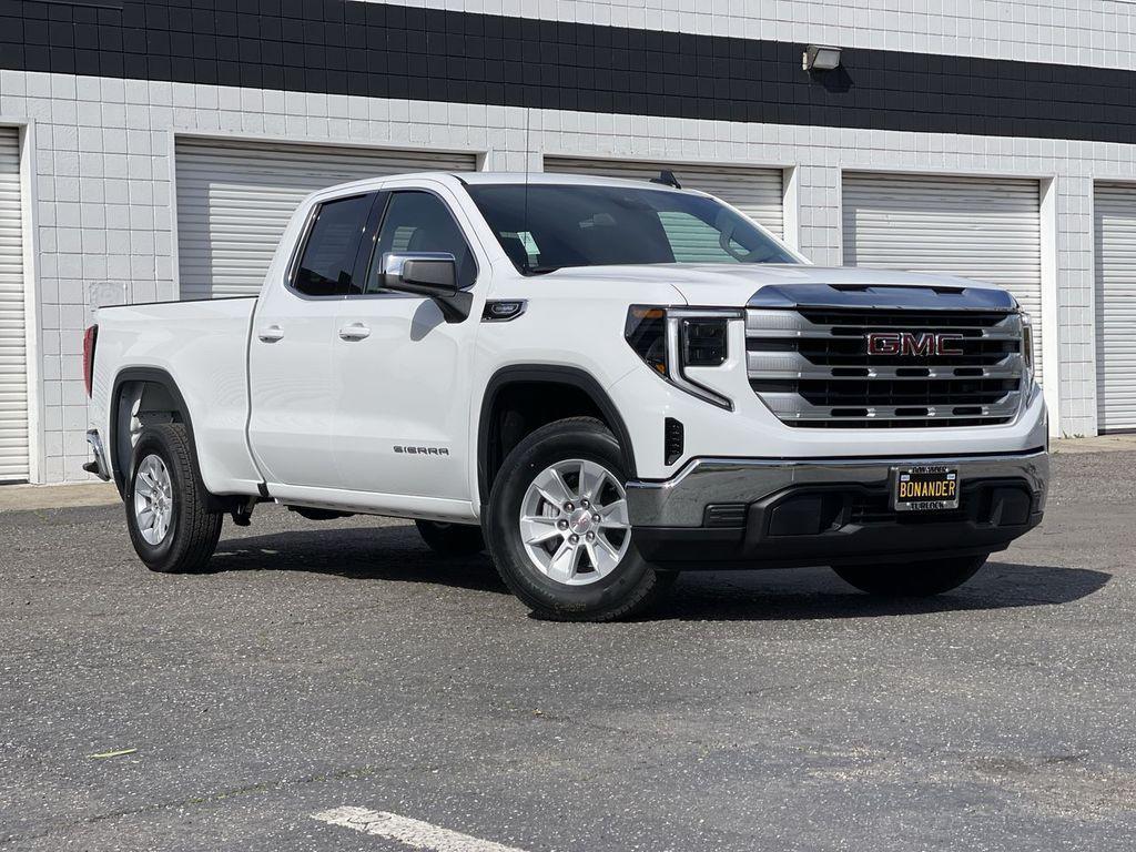 new 2025 GMC Sierra 1500 car, priced at $44,945
