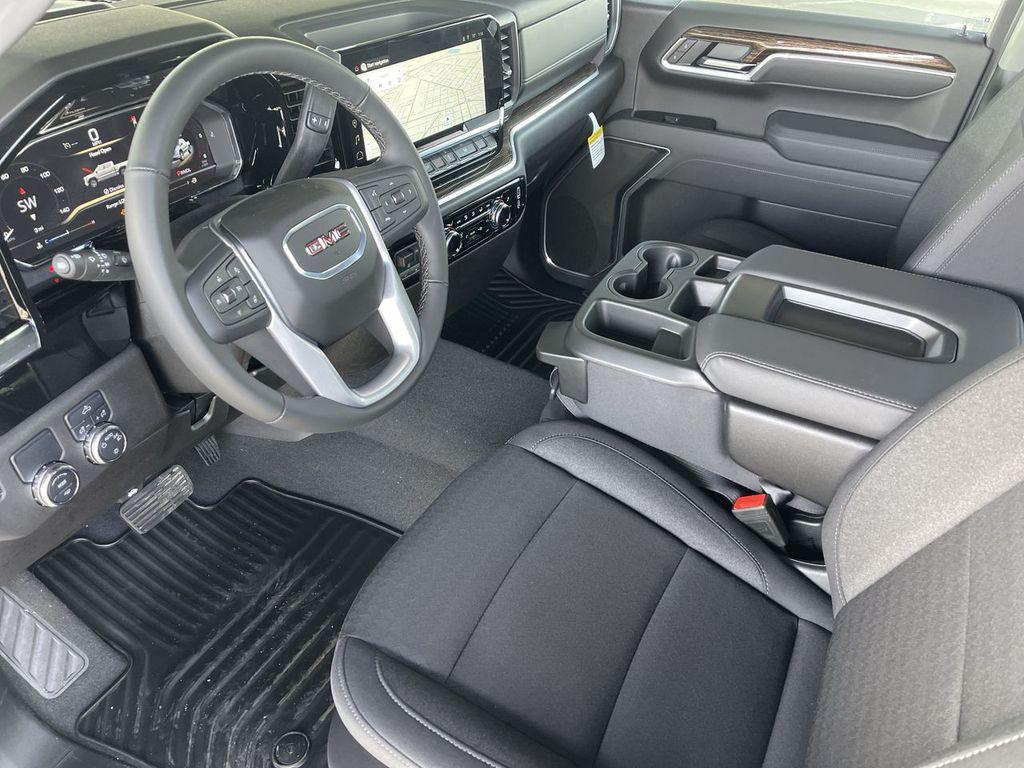 new 2025 GMC Sierra 1500 car, priced at $44,945