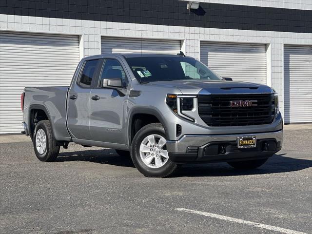 new 2025 GMC Sierra 1500 car, priced at $47,105