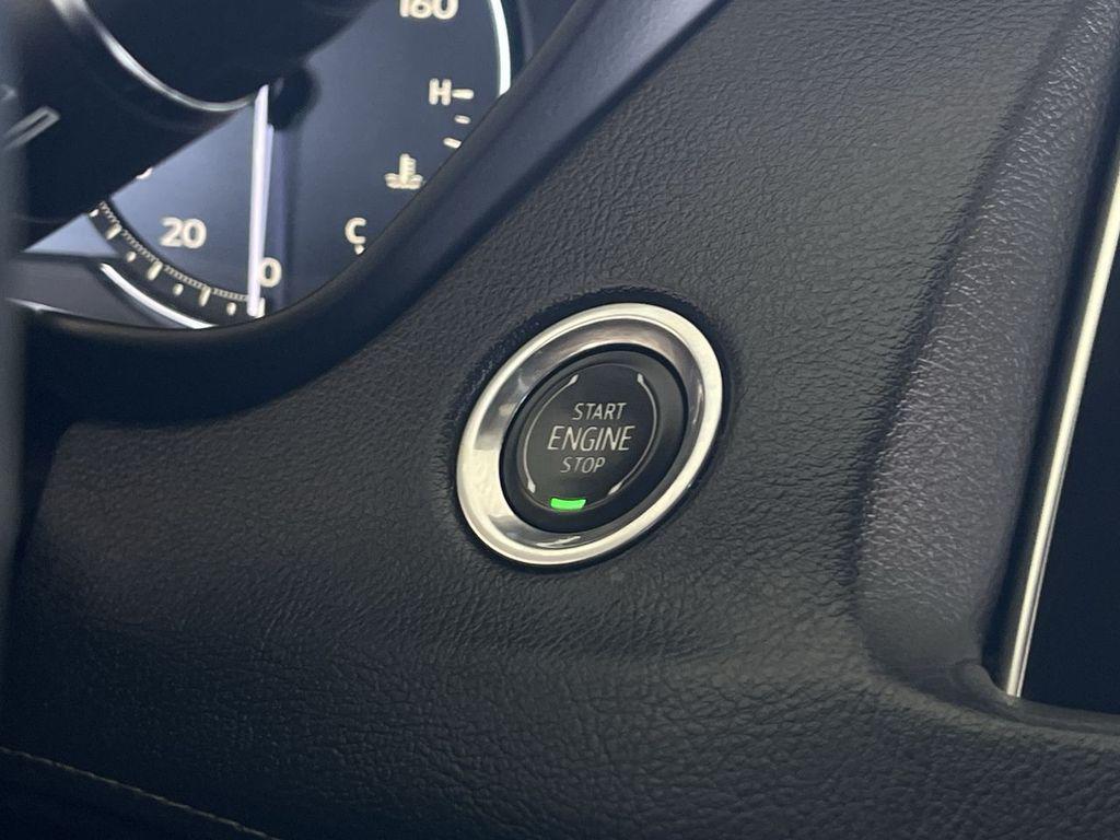 used 2020 Cadillac XT4 car, priced at $23,988
