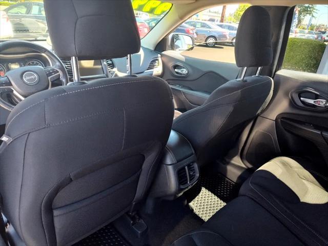 used 2015 Jeep Cherokee car, priced at $9,999
