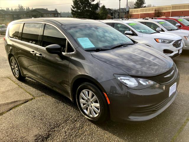 used 2018 Chrysler Pacifica car, priced at $8,999