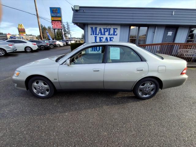 used 2001 Lexus ES 300 car, priced at $5,999