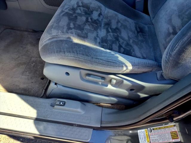 used 2005 Honda Pilot car, priced at $4,999