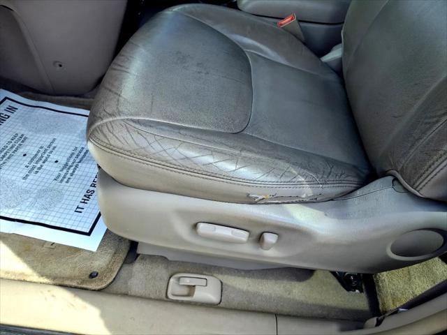 used 2004 Toyota Sienna car, priced at $5,499