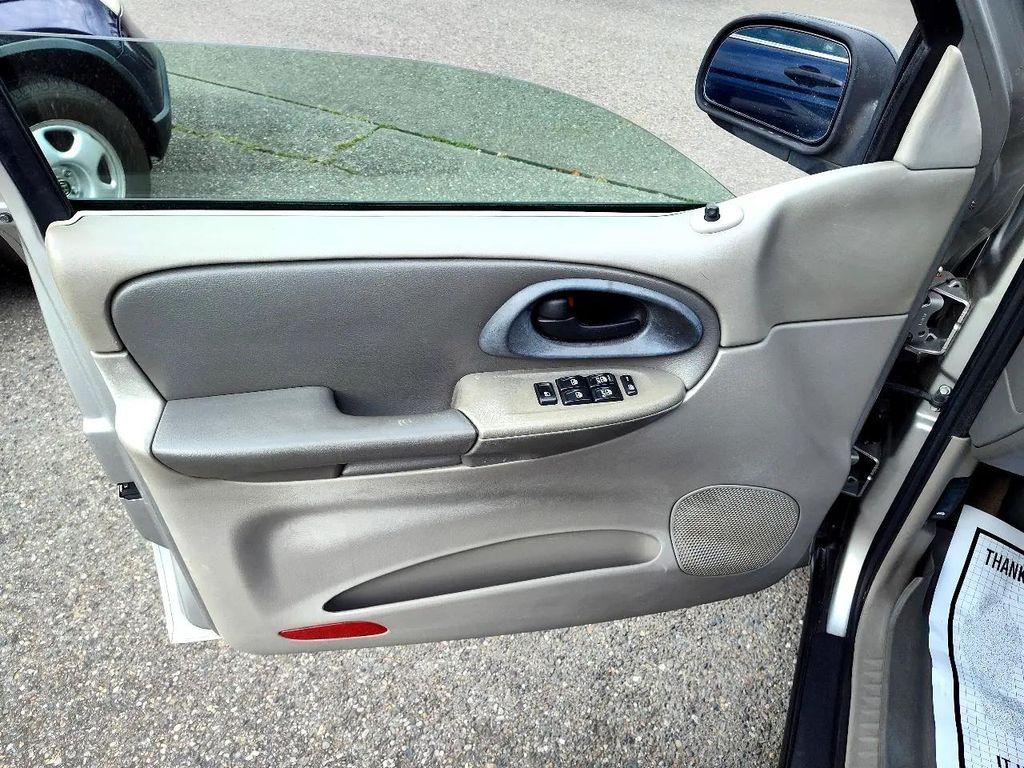 used 2004 Chevrolet TrailBlazer EXT car, priced at $3,999