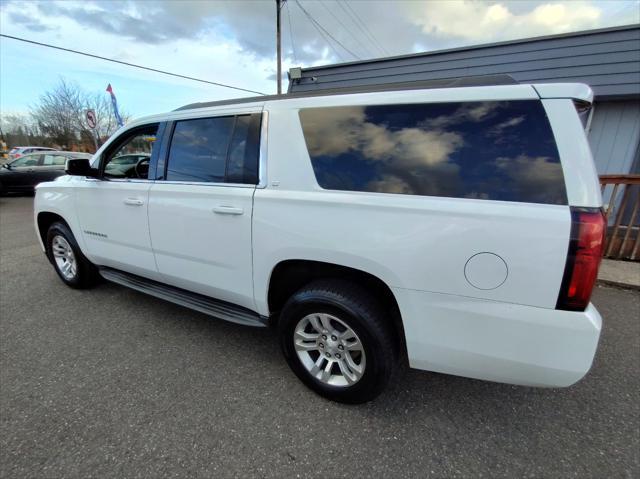 used 2015 Chevrolet Suburban car, priced at $17,999