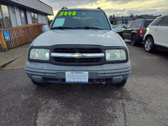 used 2003 Chevrolet Tracker car, priced at $2,999