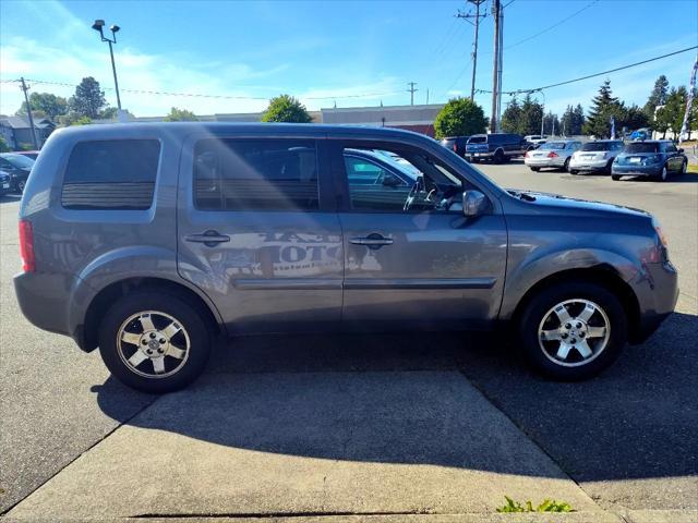 used 2014 Honda Pilot car, priced at $10,999