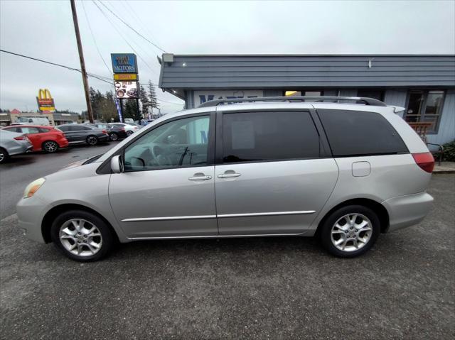 used 2004 Toyota Sienna car, priced at $4,999