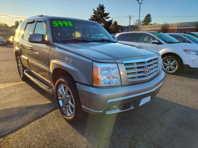 used 2002 Cadillac Escalade car, priced at $5,999