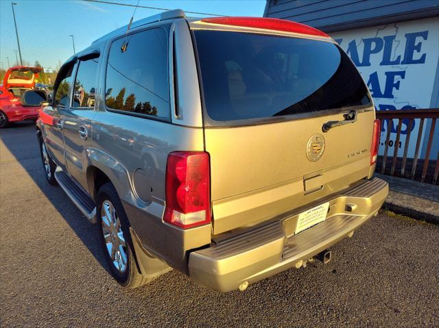 used 2002 Cadillac Escalade car, priced at $5,999