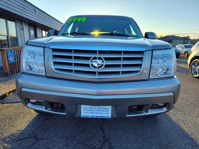 used 2002 Cadillac Escalade car, priced at $5,999