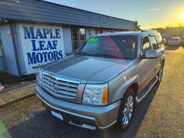 used 2002 Cadillac Escalade car, priced at $5,999