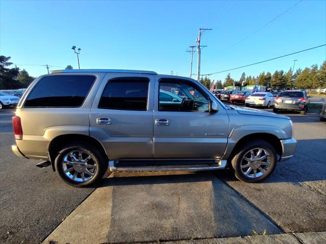 used 2002 Cadillac Escalade car, priced at $5,999