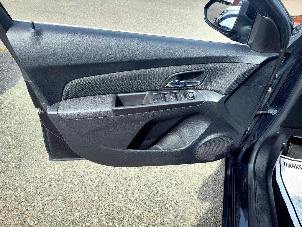 used 2014 Chevrolet Cruze car, priced at $6,999