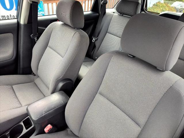used 2007 Pontiac Vibe car, priced at $4,999