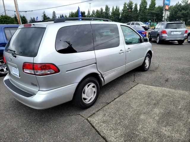 used 2002 Toyota Sienna car, priced at $2,999