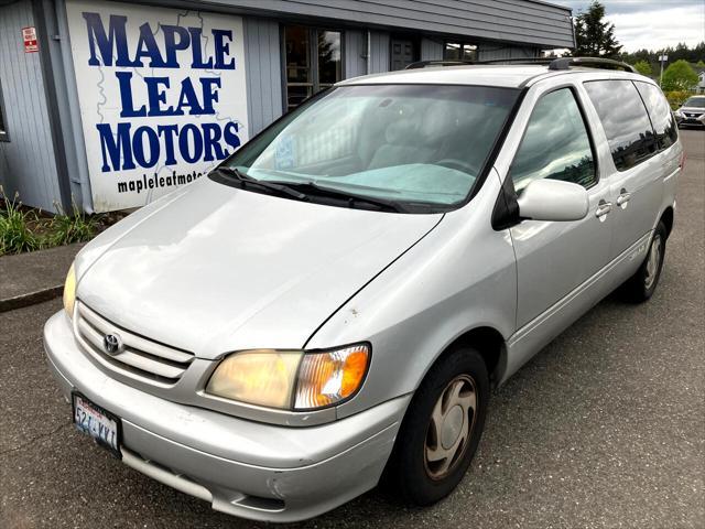 used 2002 Toyota Sienna car, priced at $4,999