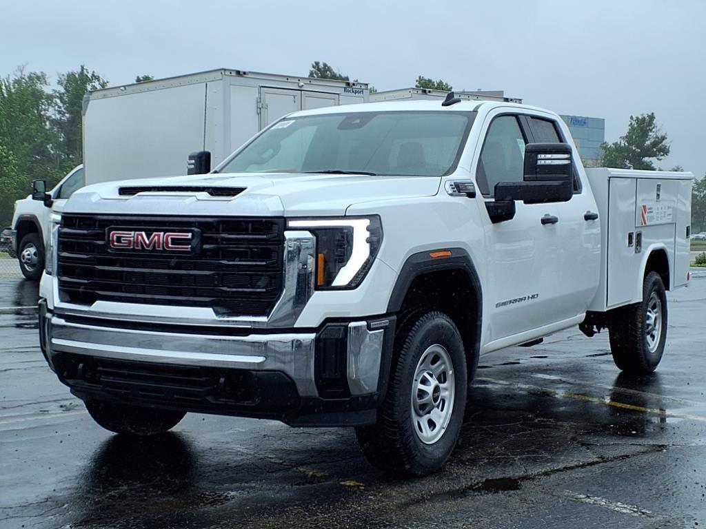 new 2025 GMC Sierra 3500 car, priced at $66,682