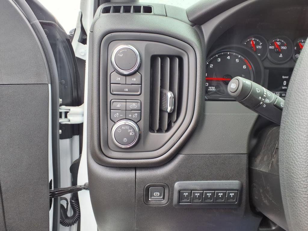 new 2025 GMC Sierra 3500 car, priced at $66,682